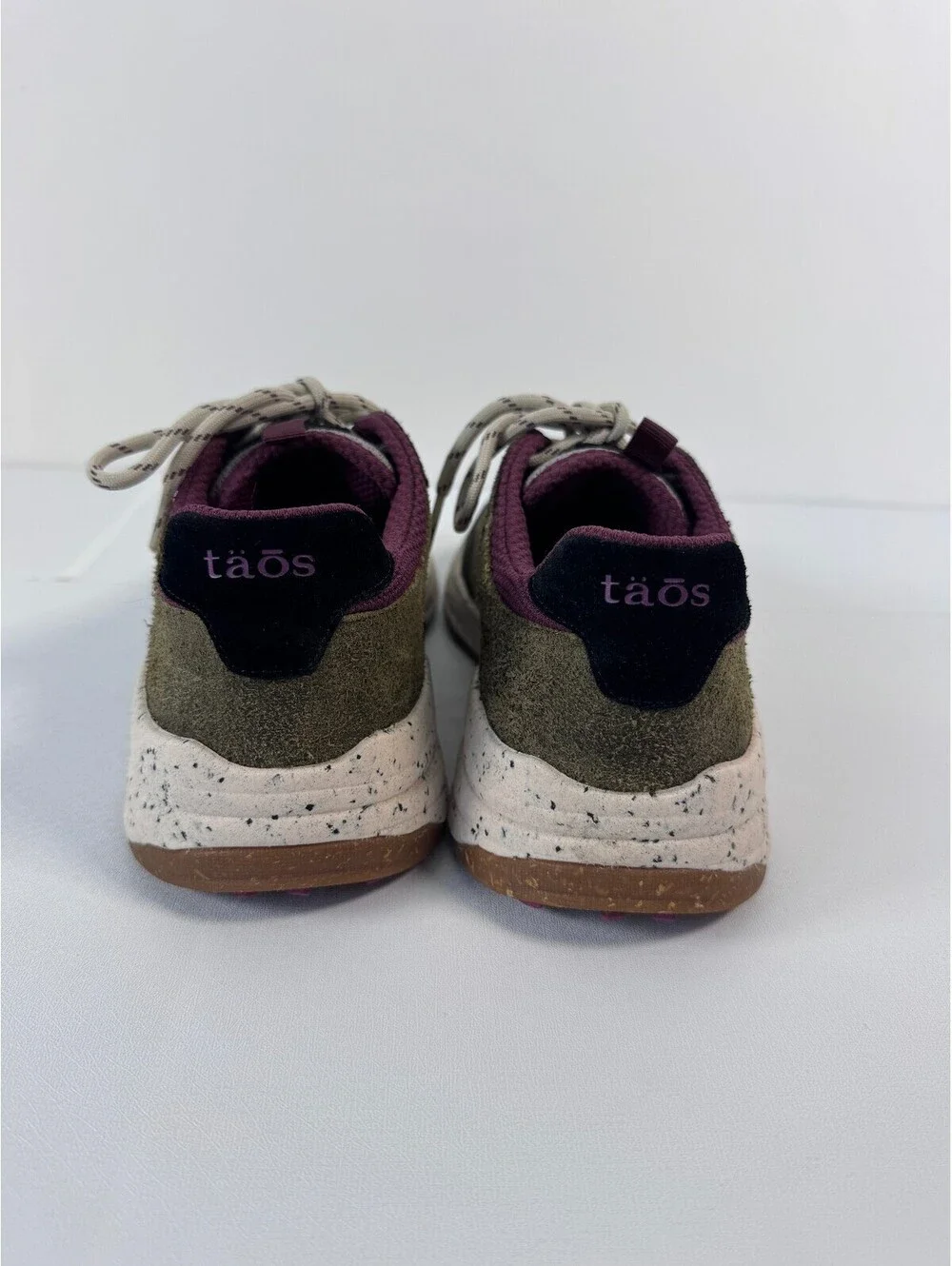 Taos Advance Suede Mesh Comfort Walking Trail Shoes Gorpcore Sneakers Womens 8.5